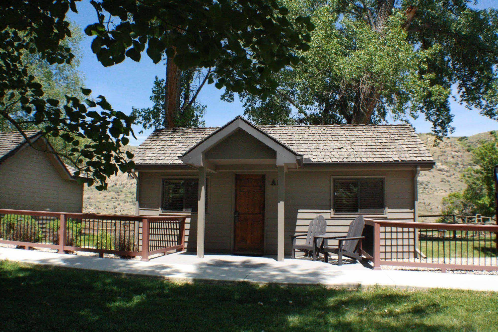 The Ranch At Ucross Hotel Exterior photo