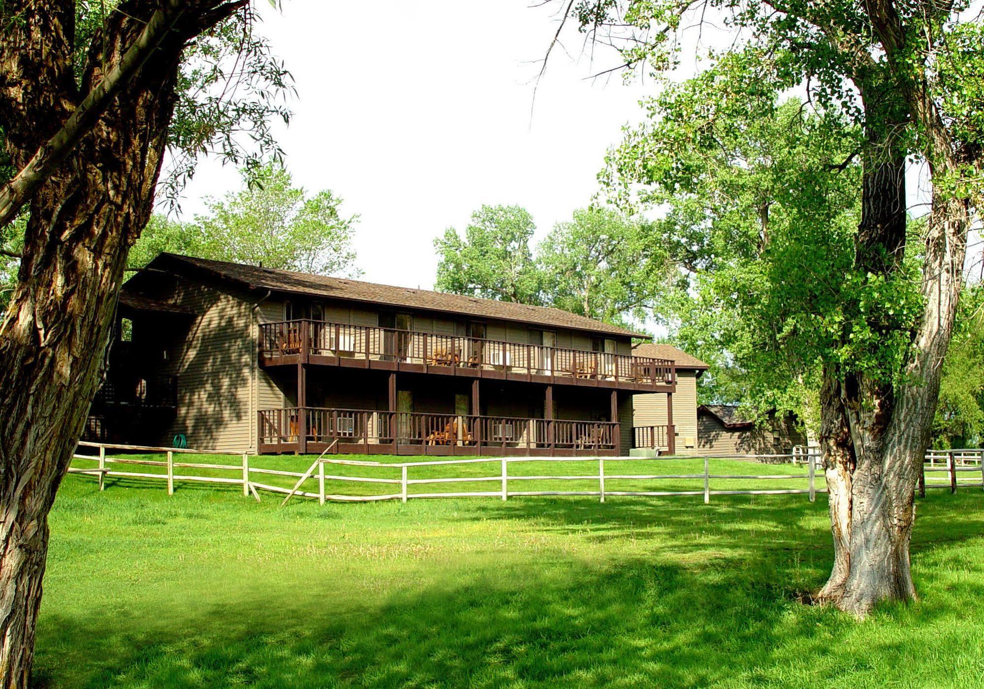 The Ranch At Ucross Hotel Exterior photo